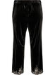 Samthose mit Spitzenbesatz und weitem Bein, Schwarz, Packshot image number 1