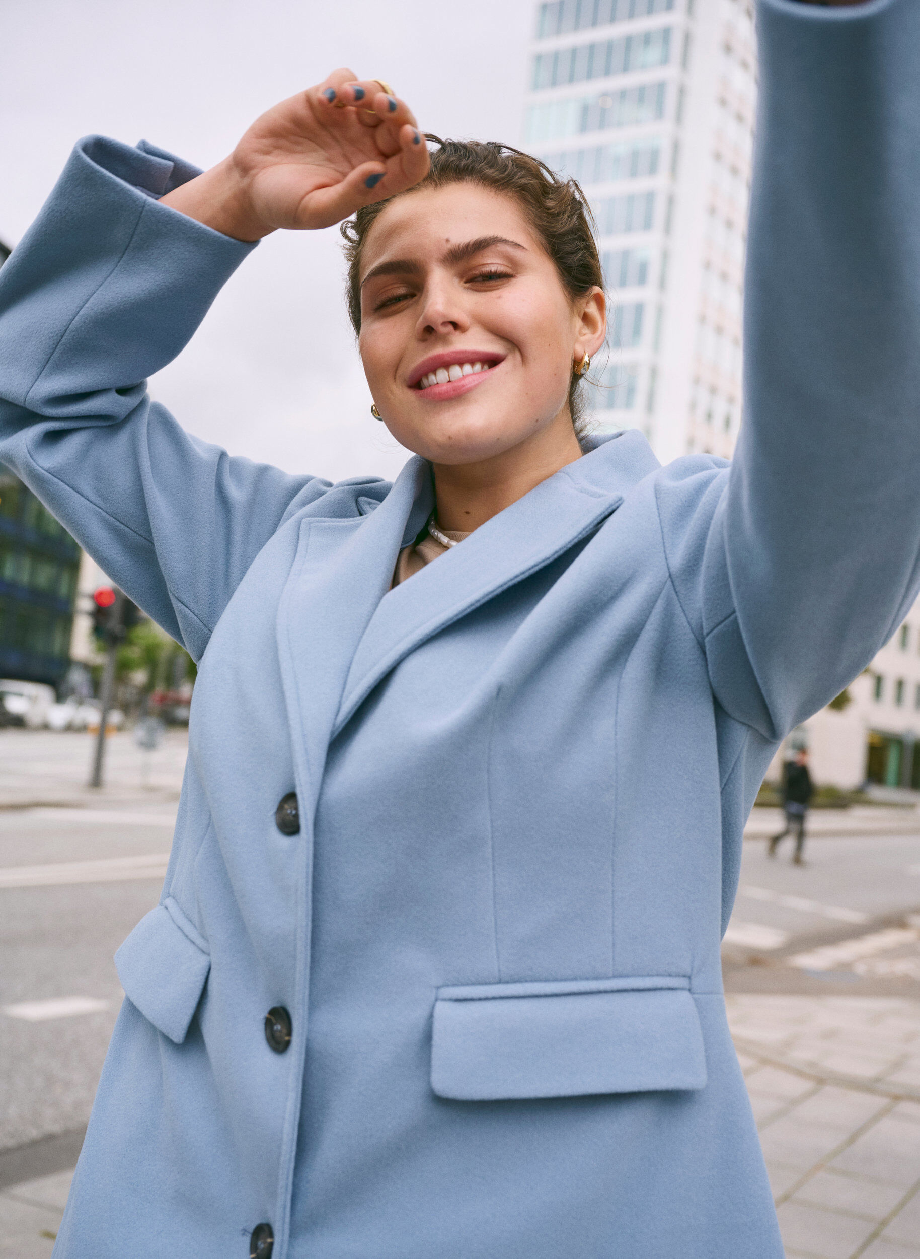 Zizzi Langer Mantel mit Schlitz hinten, Blau, Image image number 0