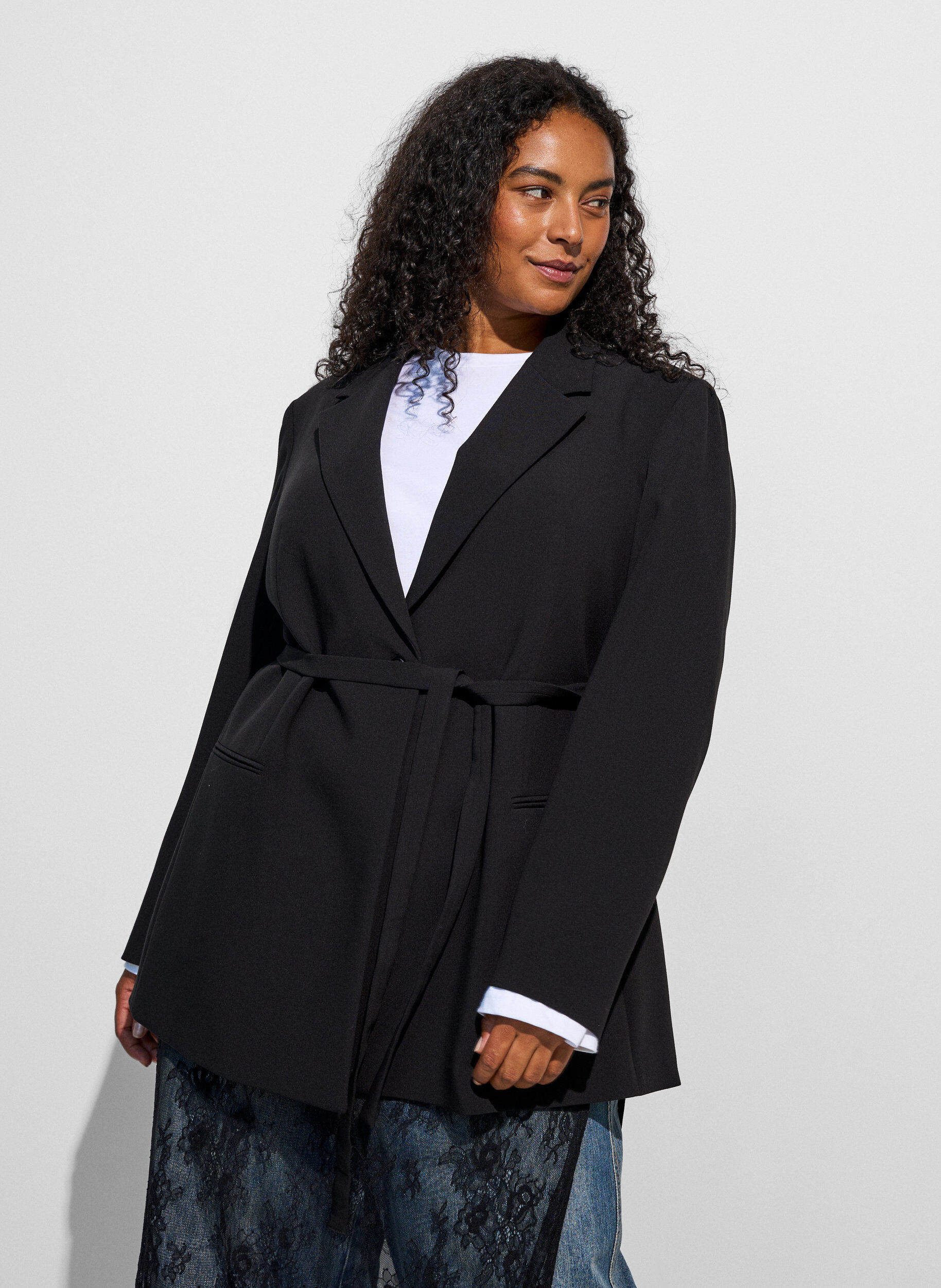 ZizziBlazer mit abnehmbarem Bindeg&uuml;rtel, Schwarz, Model image number 3