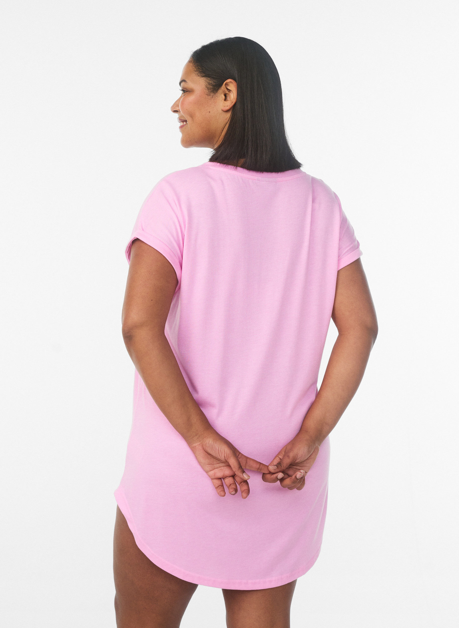ZizziKurz&auml;rmliges Nachthemd mit Textdruck, Pink, Model image number 2