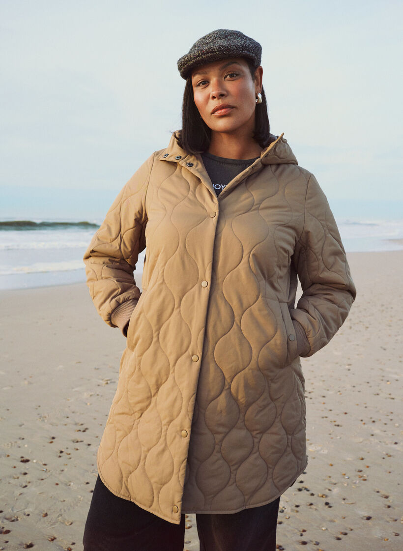 Mittellange Steppjacke mit Kapuze, Braun, Image