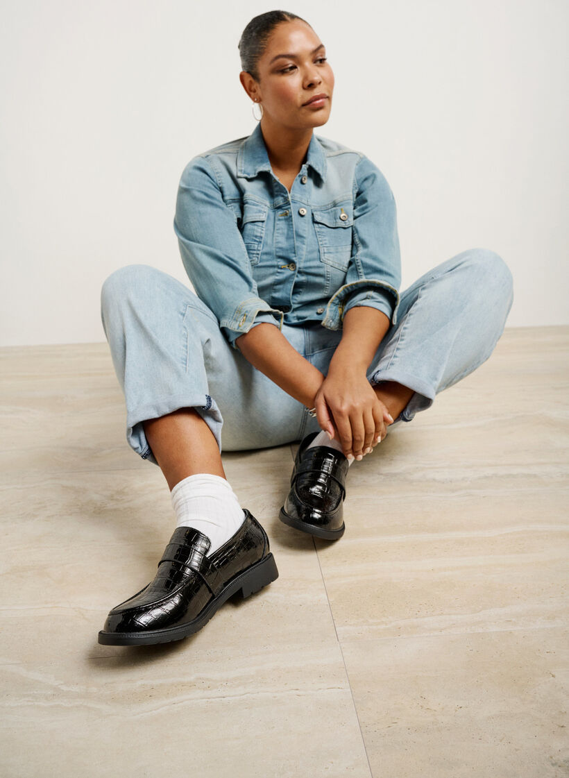 Krokodil-Halbschuhe aus Leder mit breiter Passform, Black, Image image number 0