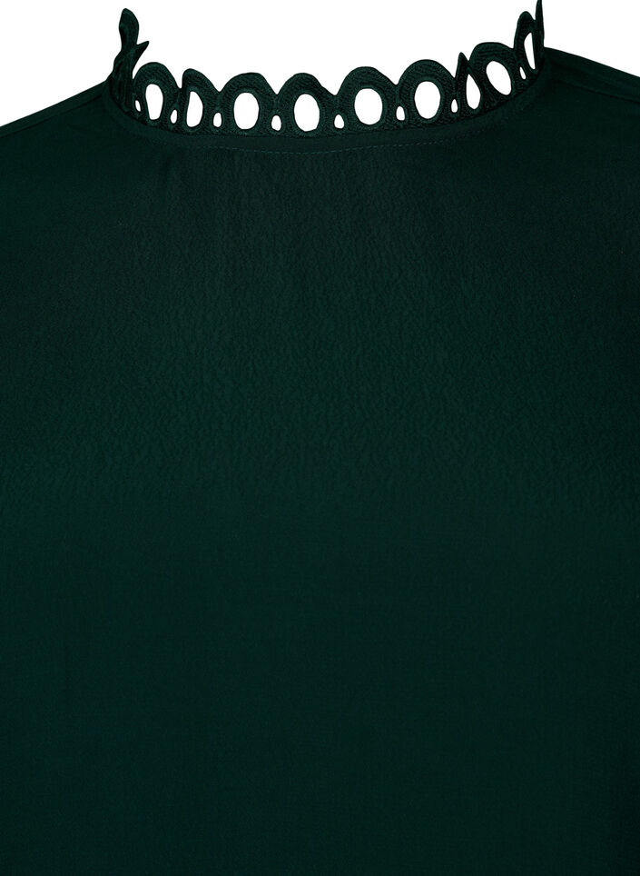  Viskosebluse mit crochet Ärmeln, Scarab, Packshot image number 2