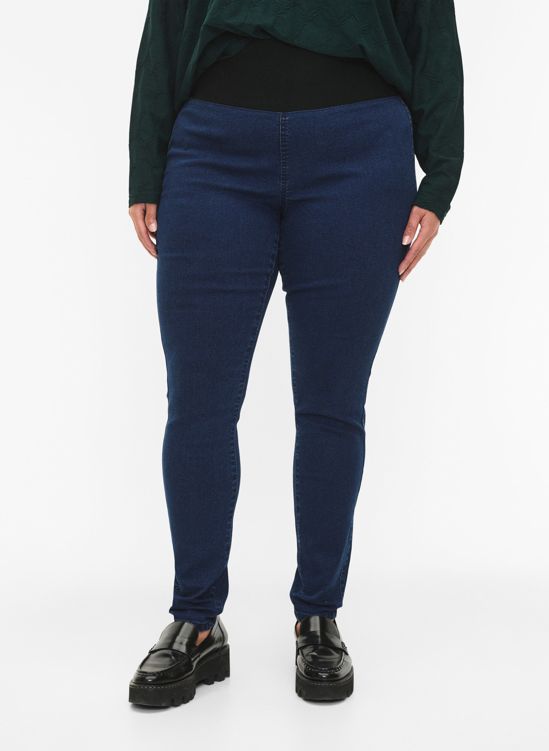 Zizzi FLASH - Jeggings mit breitem Gummibund, Blau, Model image number 2