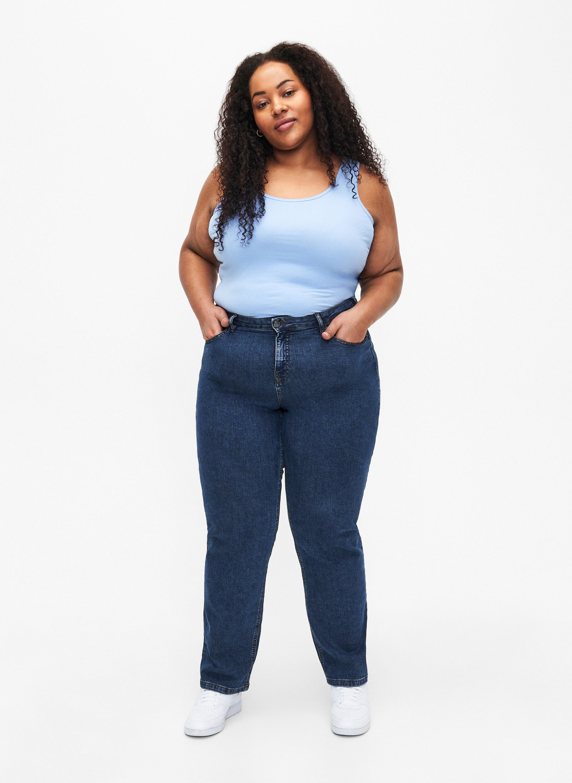 Zizzi Solide Farbe Grundoberteil aus Baumwolle, Blau, Model image number 1