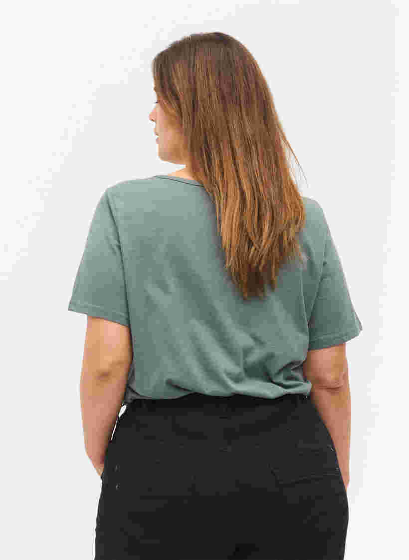Kurzarm T-Shirt mit V-Ausschnitt und Mesh, Balsam Green, Model image number 1
