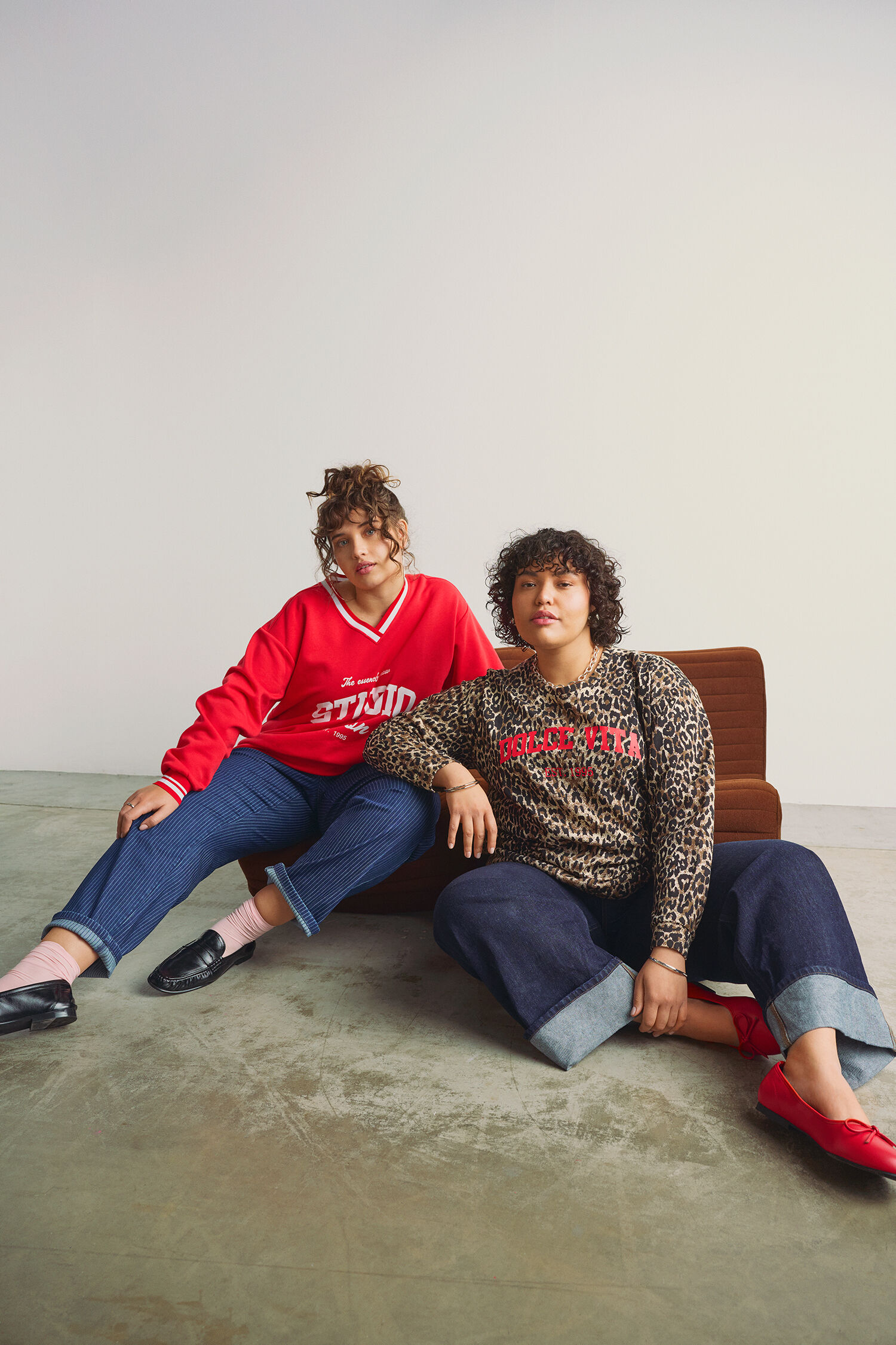 Zizzi Leopard und rote Farben, , Model