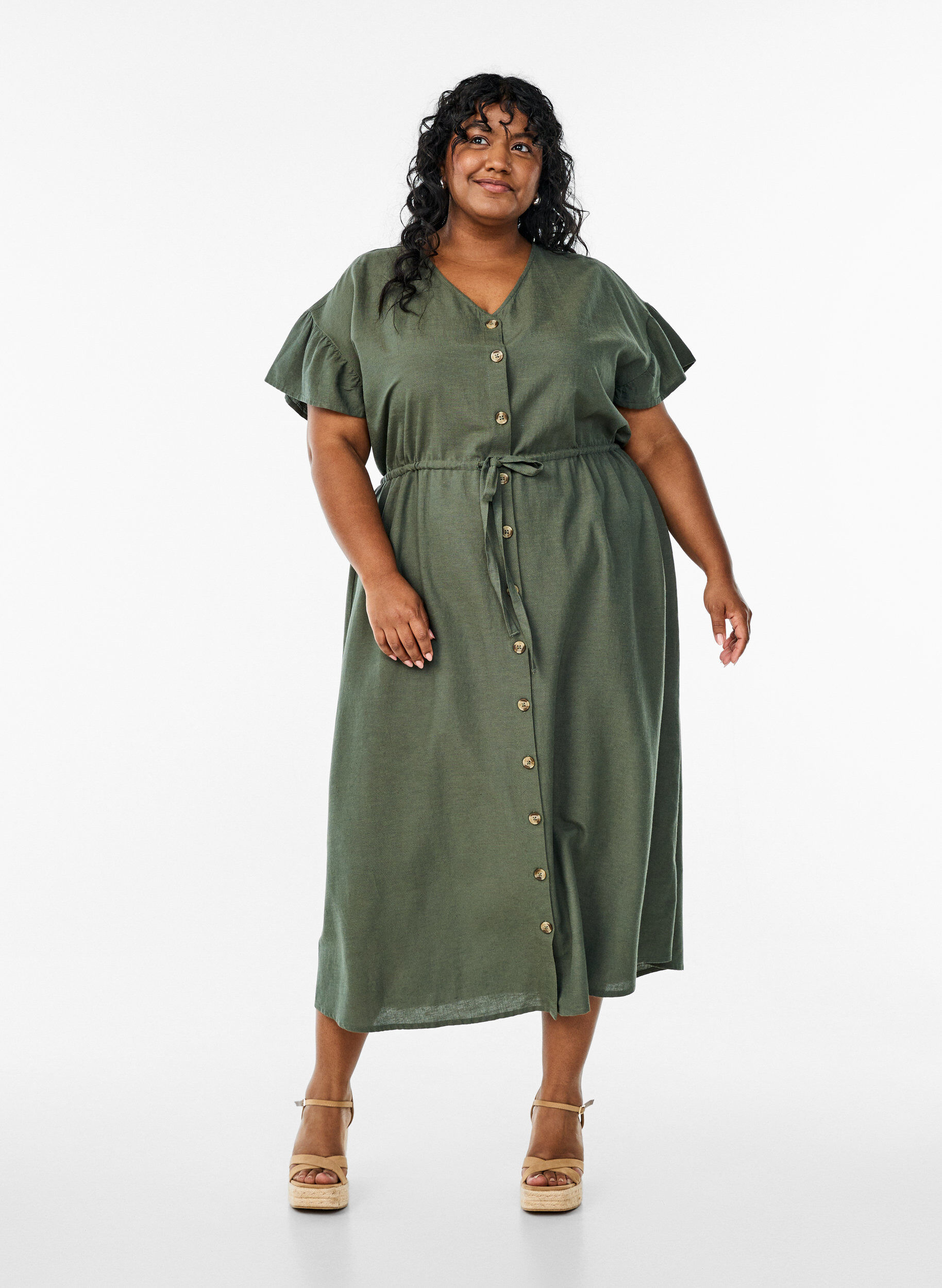 Zizzi Maxi-Kleid mit Kn&ouml;pfen und Bindeg&uuml;rtel, Gr&uuml;n, Model image number 1