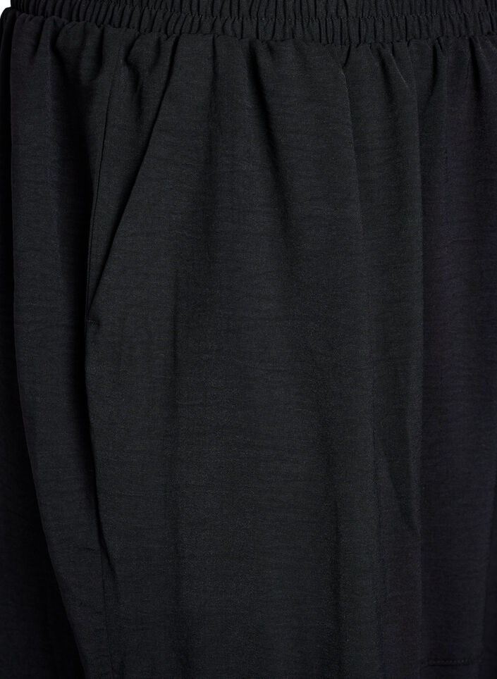 Haremshosen mit Cargotaschen und elastischem Bund, Schwarz, Packshot image number 2