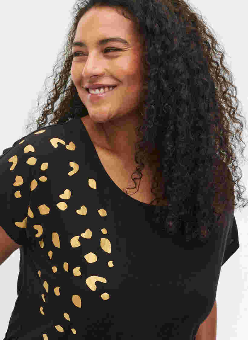 Kurzärmeliges Viskose-T-Shirt mit Golddruck, Black Gold , Model image number 2