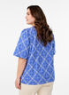 Bluse mit kurzen Ärmeln und aufgesticktem Muster, Blau, Model image number 2