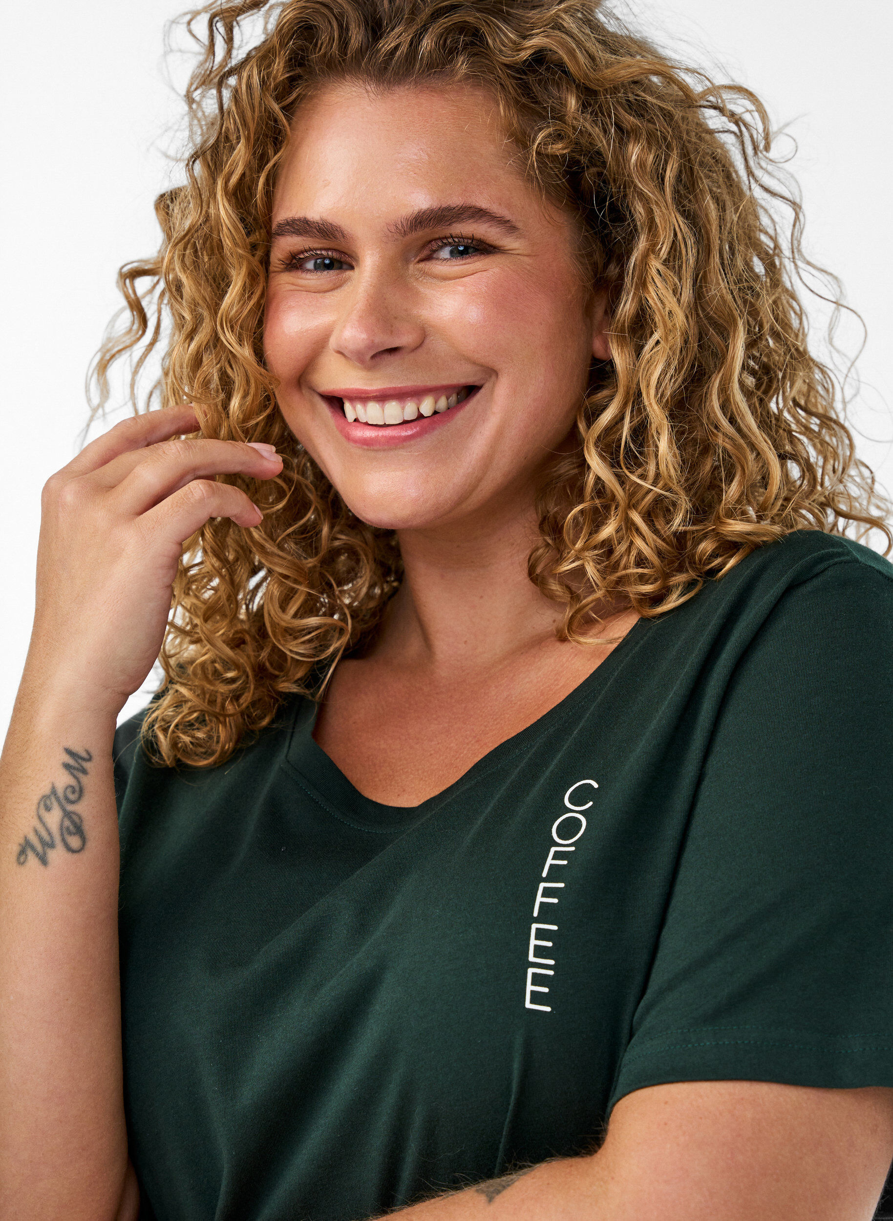 ZizziMidi-Nachthemd aus Bio-Baumwolle, Gr&uuml;n, Model image number 2