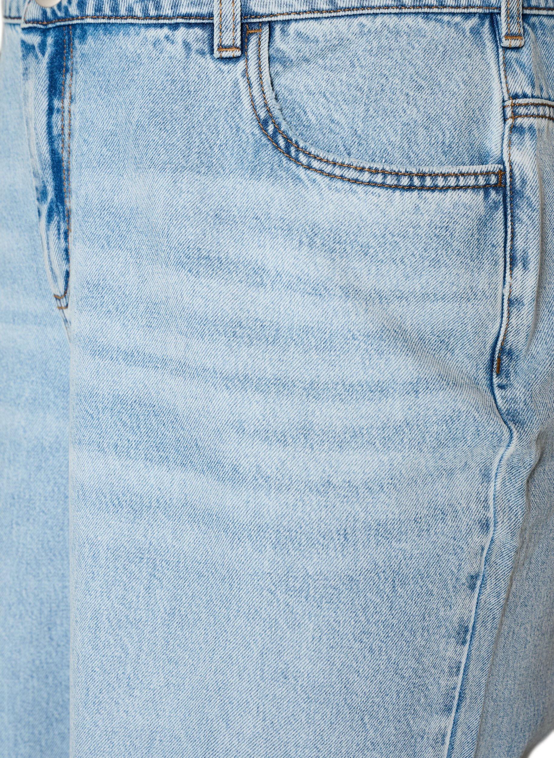 ZizziCropped Jeans mit abgenutzter Optik und offenen Kanten, Blau, Packshot image number 2