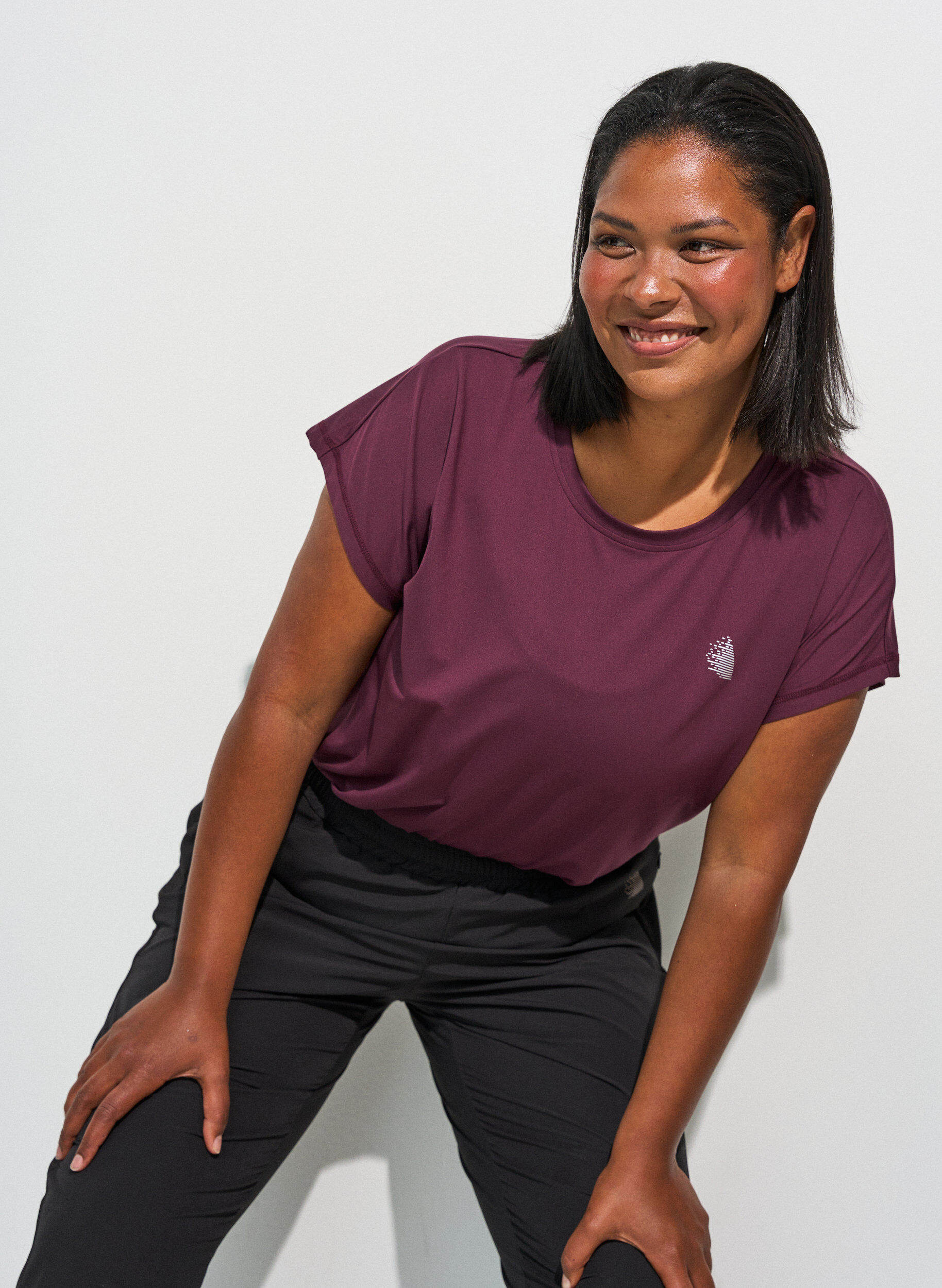 Einfarbiges Trainings-T-Shirt, Rot, Model