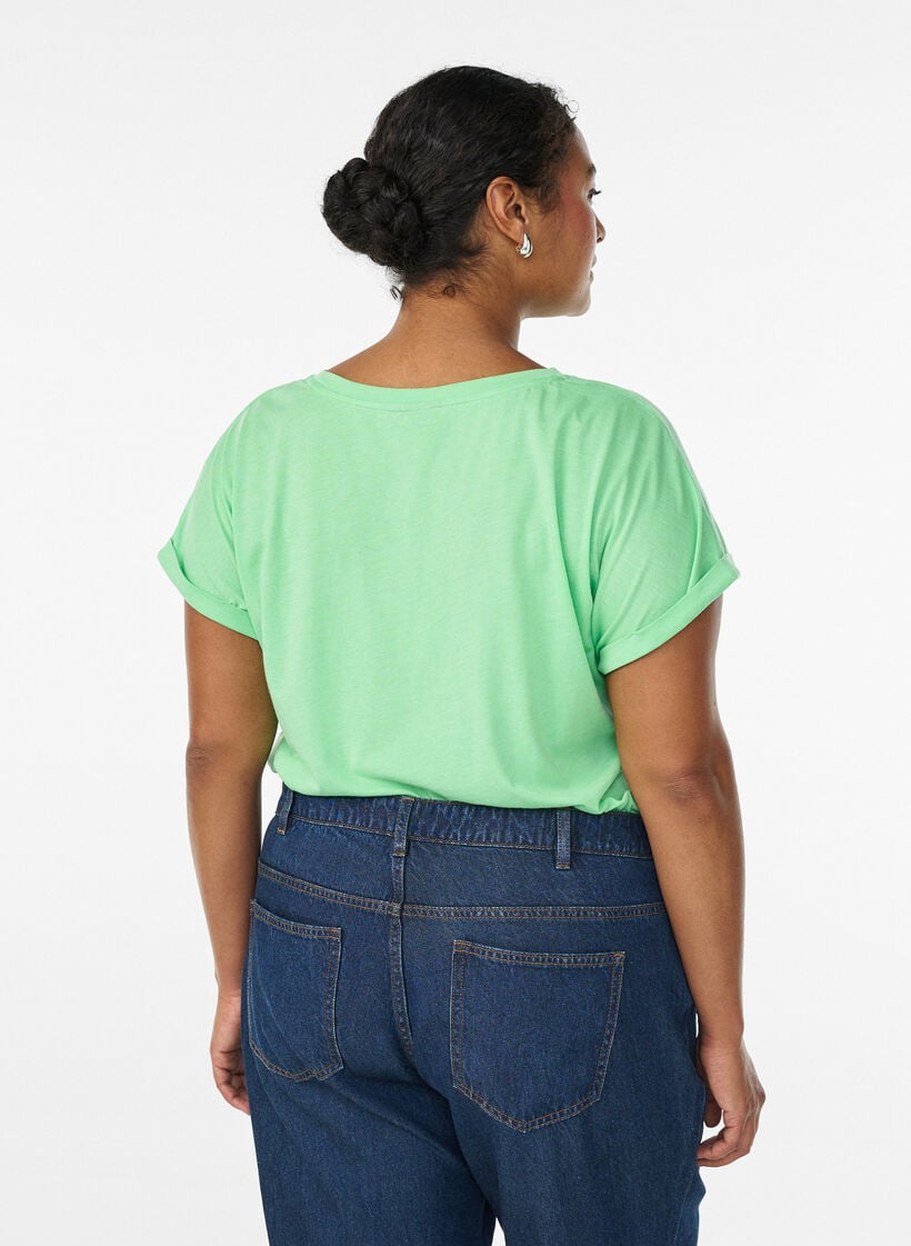 Kurz&auml;rmliges T-Shirt aus einer Baumwollmischung, Gr&uuml;n, Model image number 2