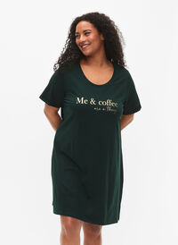 Kurzärmeliges Nachthemd aus Bio-Baumwolle (GOTS), Scarab W. Coffee, Model