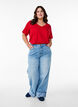 Kurz&auml;rmliges Basic-T-Shirt mit V-Ausschnitt, Rot, Model image number 1