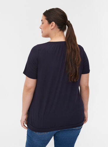 Kurzarm T-Shirt aus Viskose mit Gummibund, Night Sky, Model image number 1