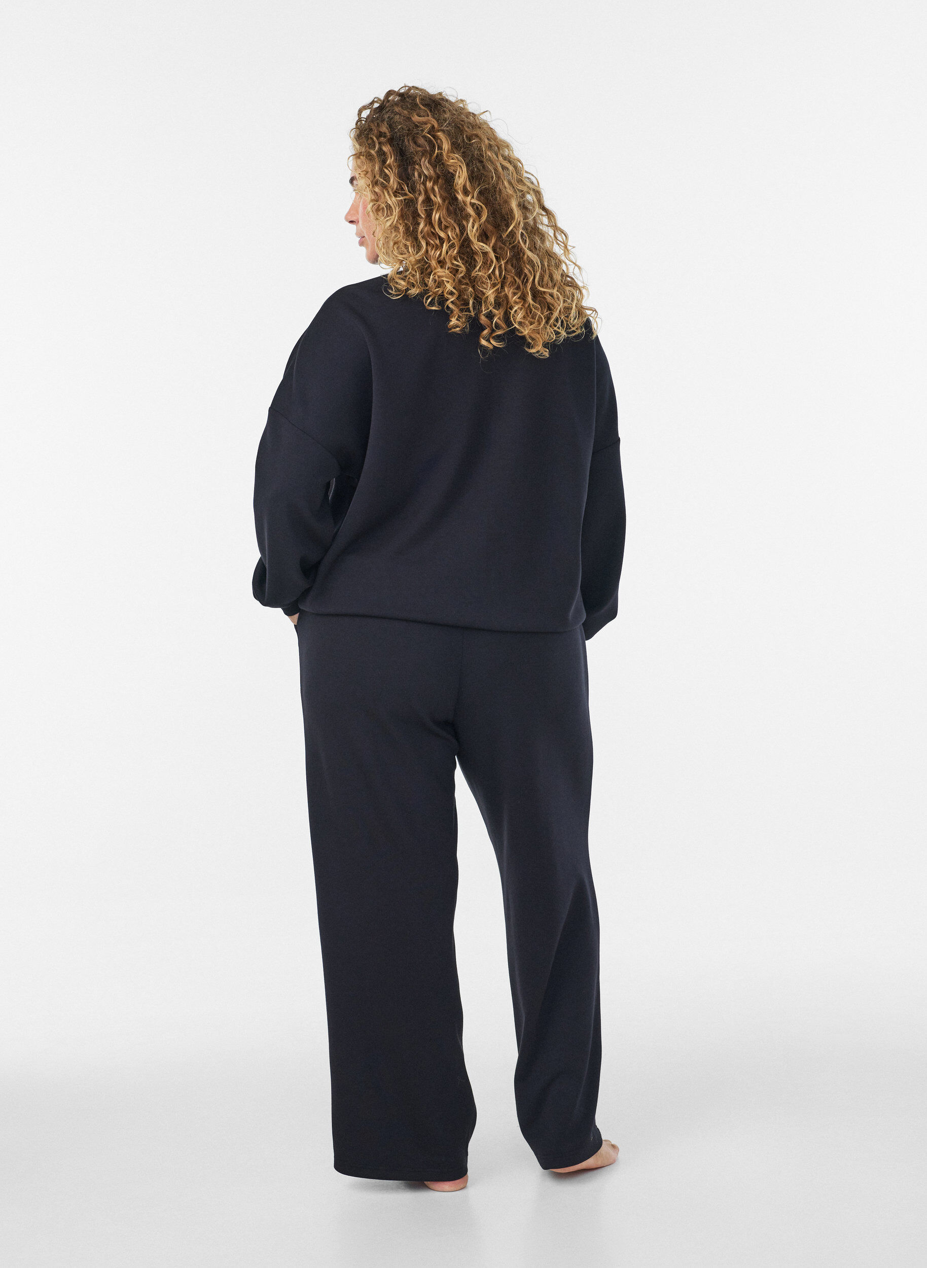 ZizziCardigan aus Jersey mit Rei&szlig;verschluss und hohem Kragen, Schwarz, Model image number 2
