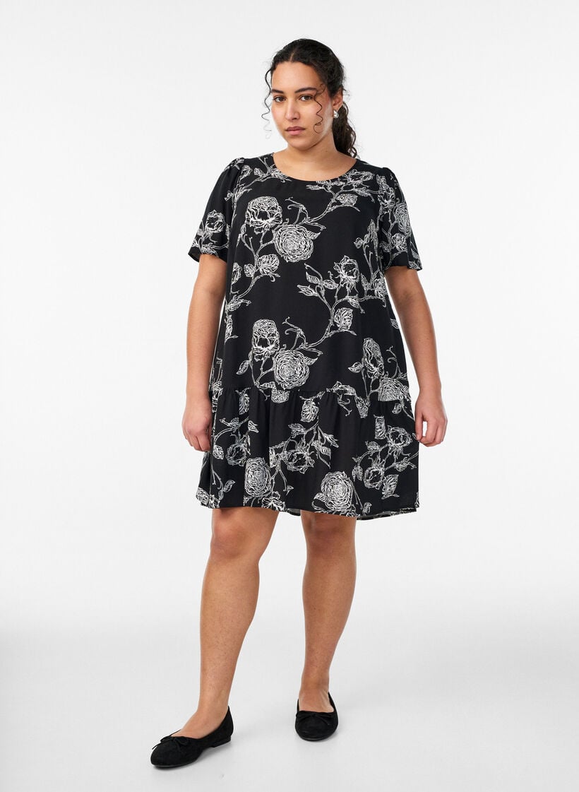 Kleid aus Viskose mit Schnittlinie, Schwarz, Model image number 1