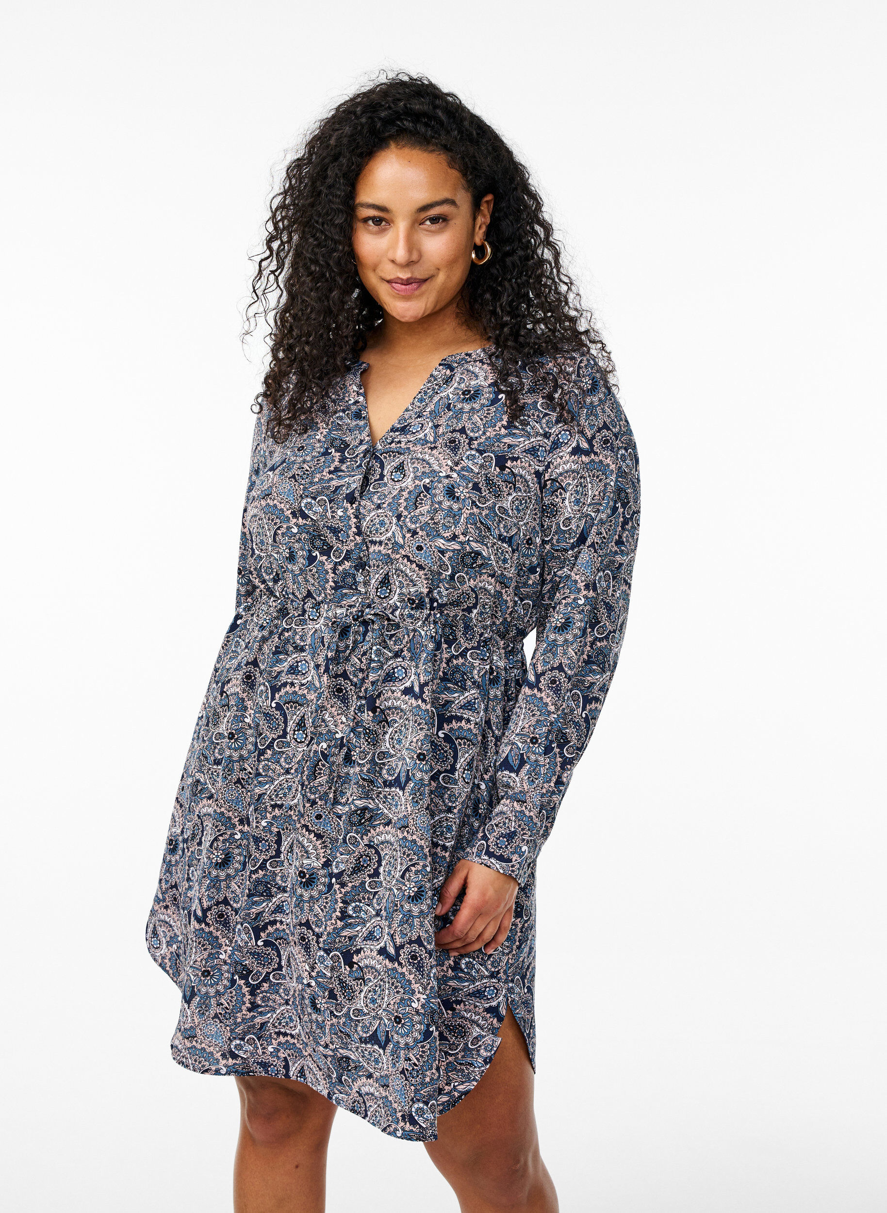 Zizzi Knielanges Kleid mit Bindeg&uuml;rtel, Beige, Model image number 0