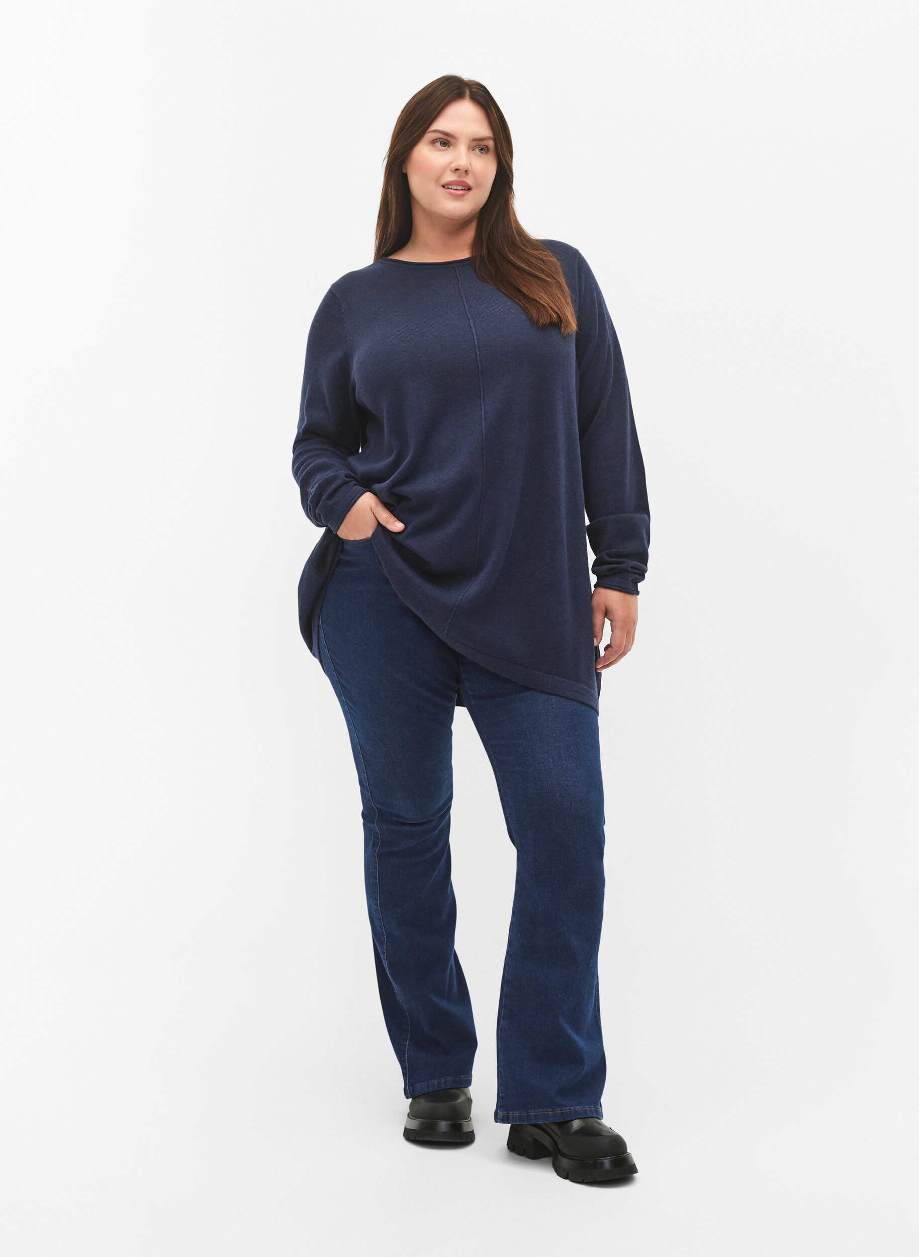 Zizzi Gestrickte Bluse aus Baumwoll-Viskose-Mischung, Blau, Model image number 1