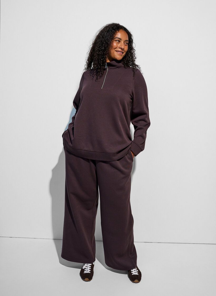 Hoch taillierte Sweatpants mit weitem Bein, Braun, Model image number 0