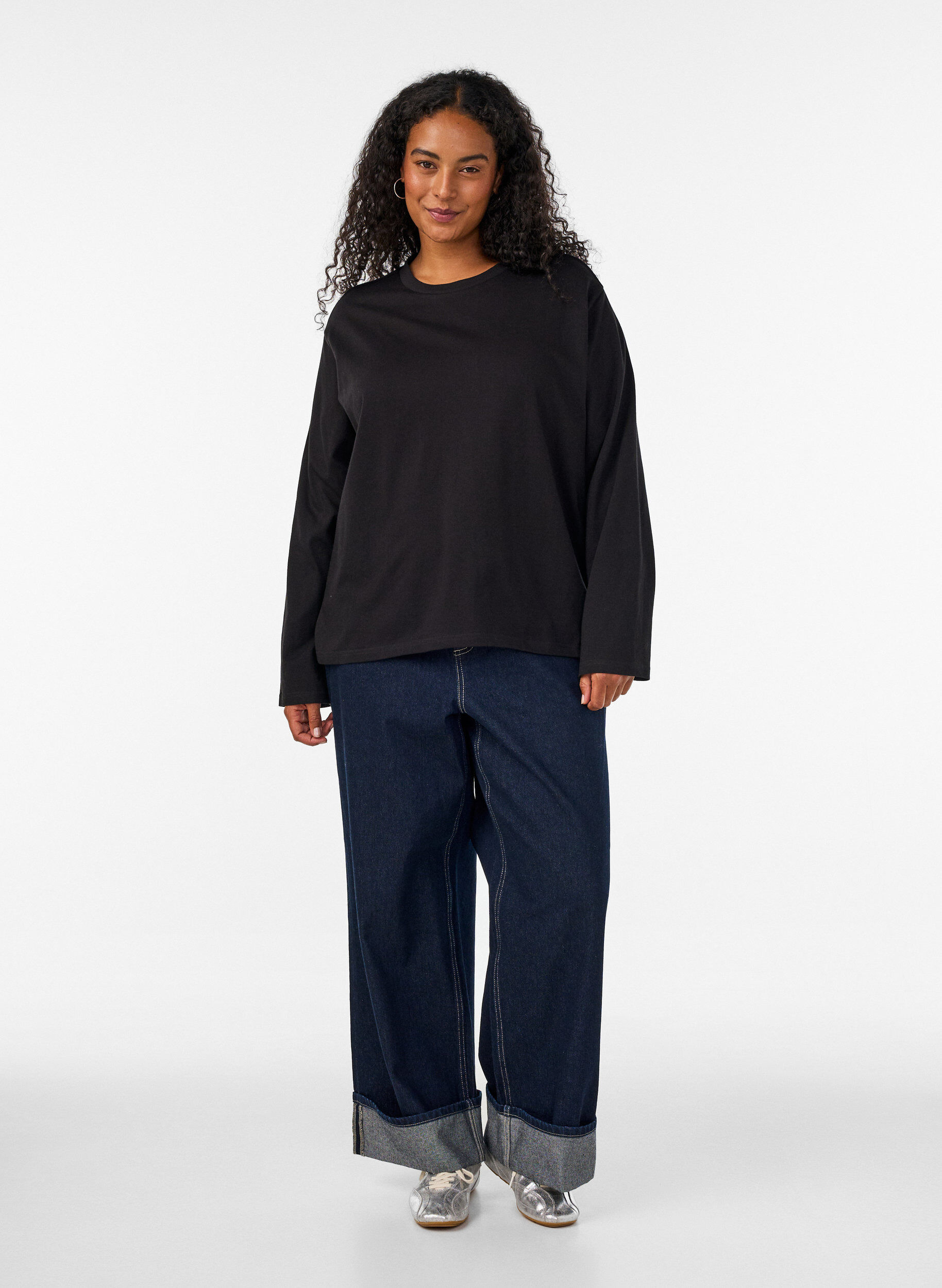 ZizziBasic T-Shirt mit langen &Auml;rmeln, Schwarz, Model image number 1