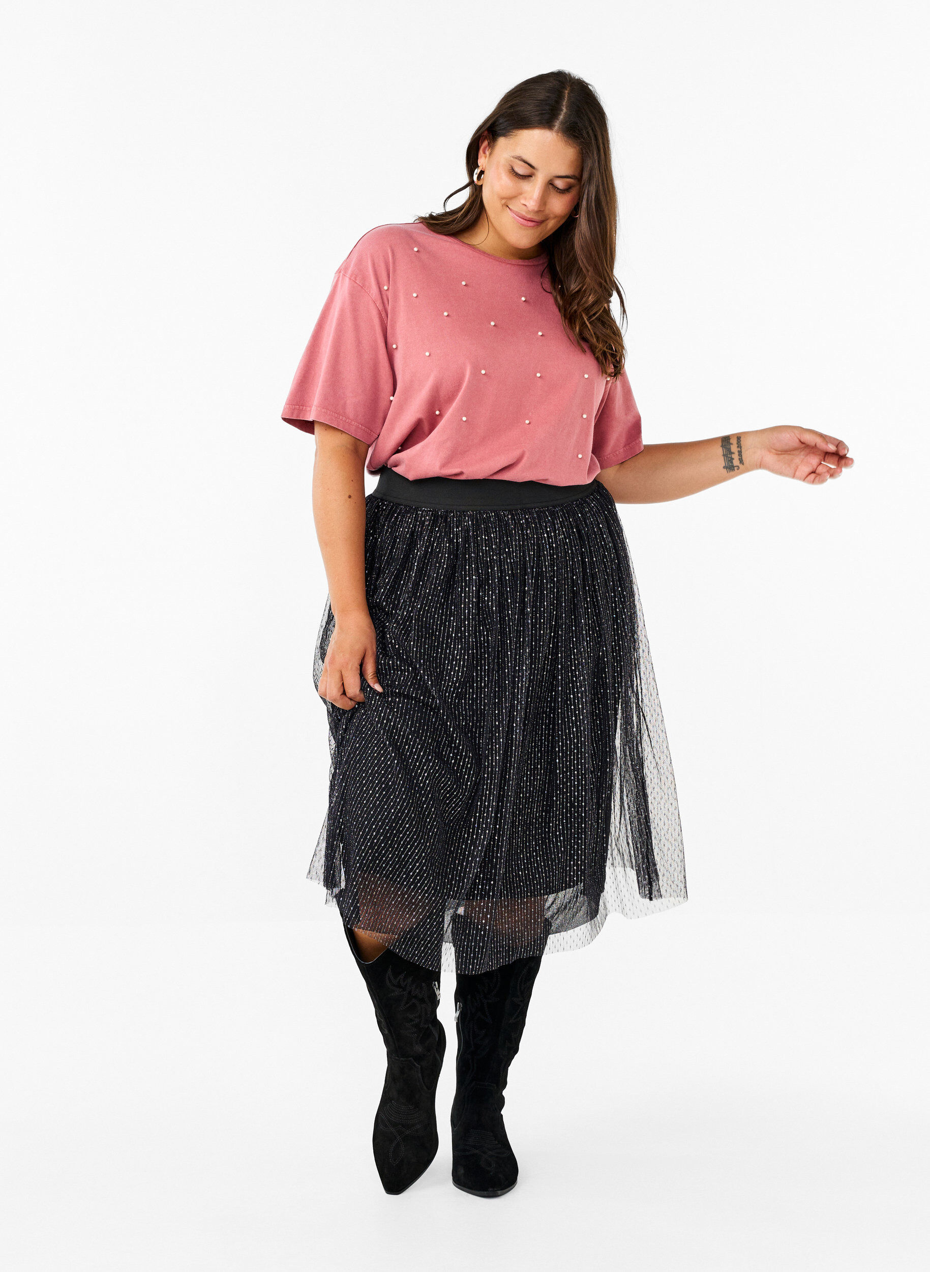 Zizzi T-Shirt mit Perlen, Heather Rose Washed, Model image number 2