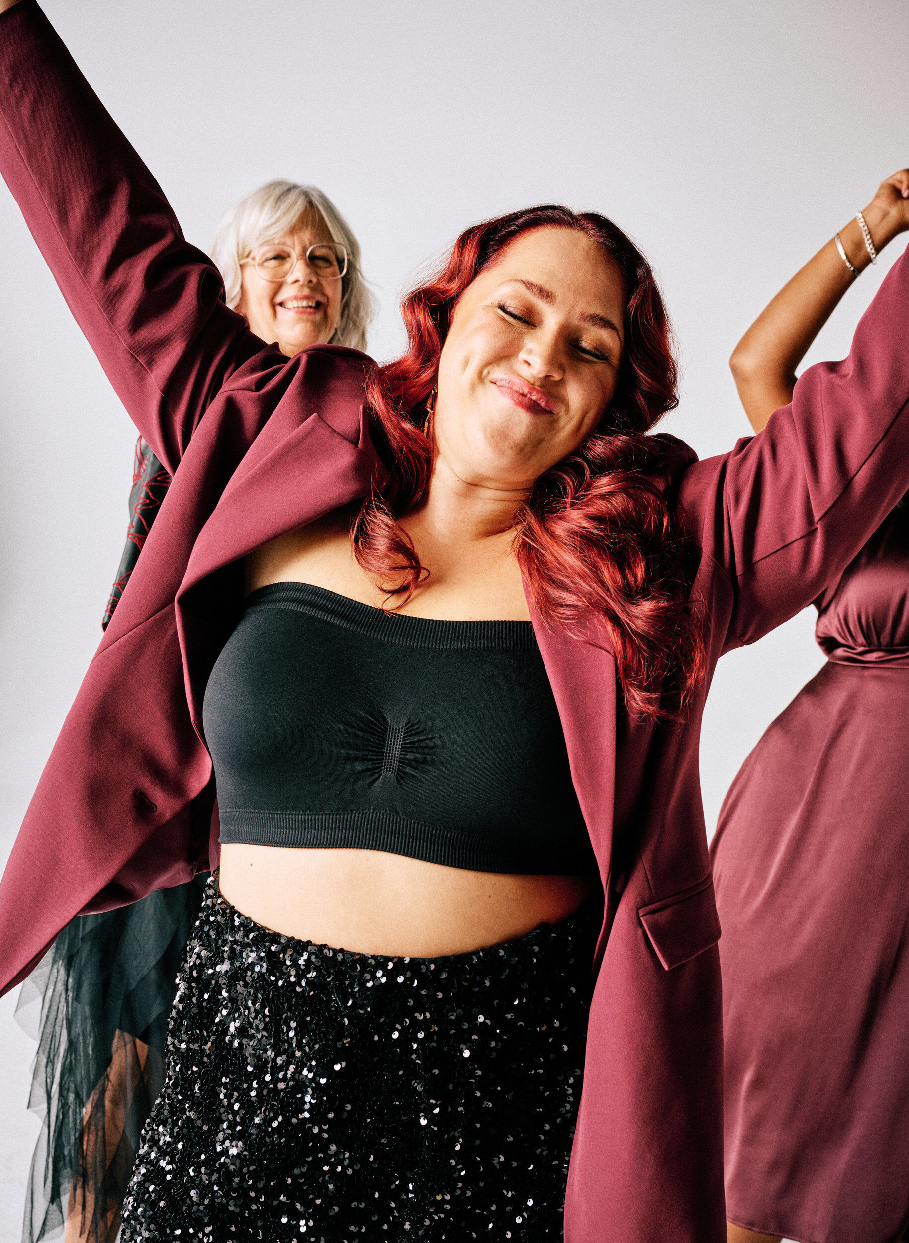 Zizzi Klassischer Blazer mit Knopfverschluss, Rot, Image image number 0