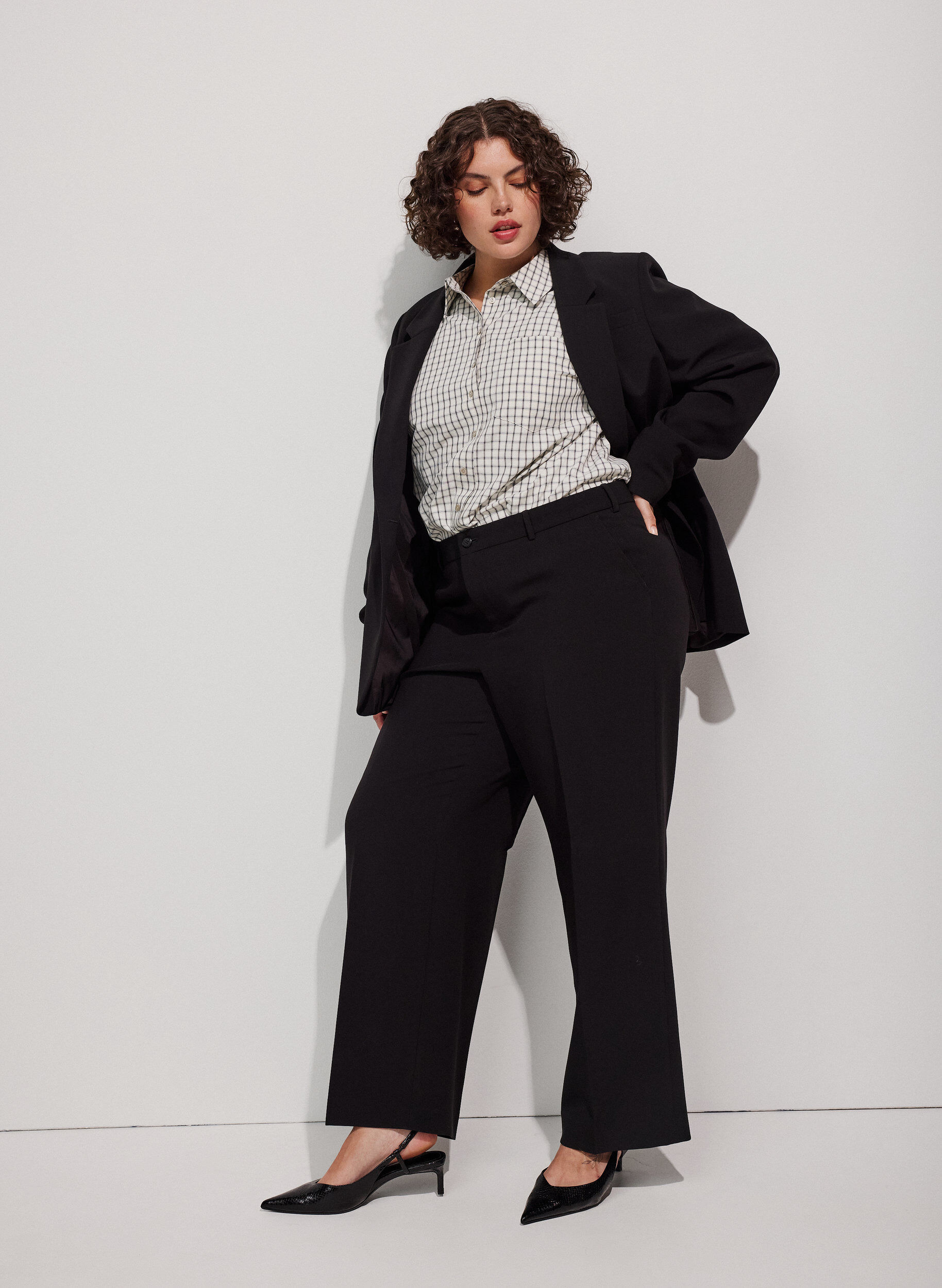 ZizziWeite Anzughose mit hoher Taille, Schwarz, Model image number 0