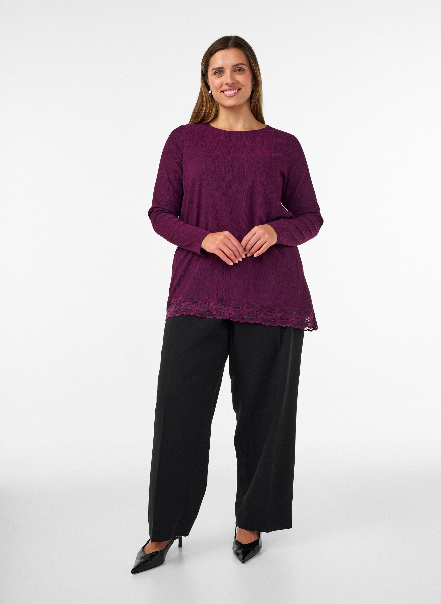 ZizziJerseybluse mit asymmetrischem Spitzenbesatz, Lila, Model image number 1