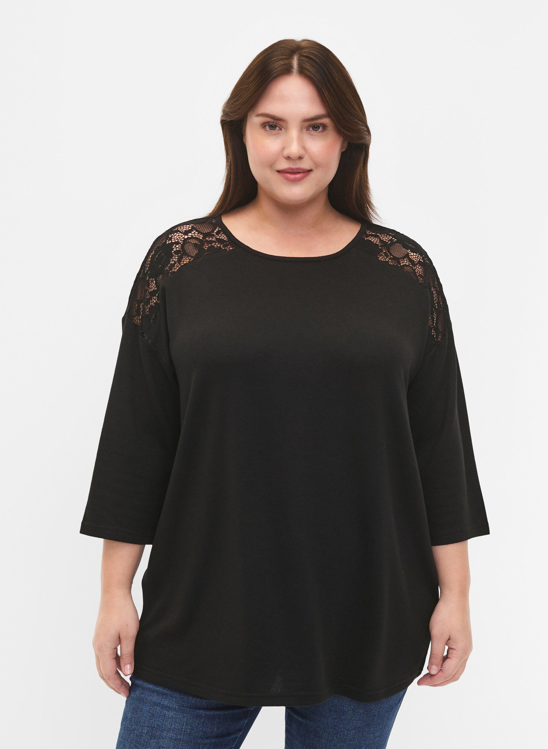 Zizzi Bluse mit 3/4-&Auml;rmeln und Spitzendetail, Black, Model image number 0