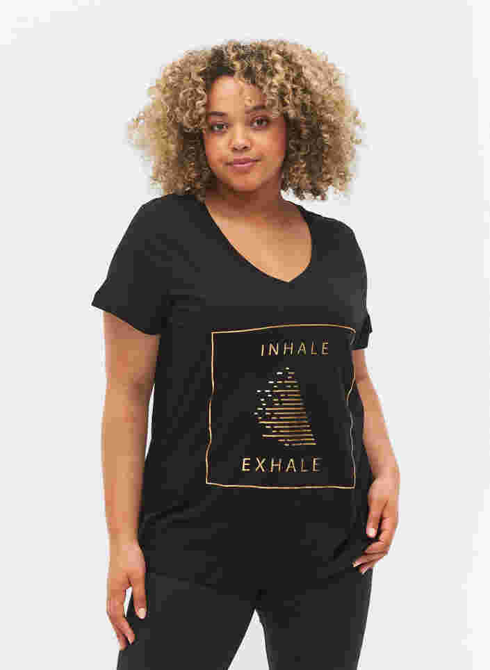 Trainings-T-Shirt aus Baumwolle mit Aufdruck, Black w. inhale logo, Model