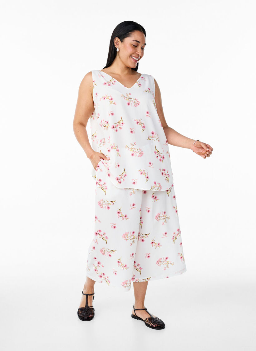 Bedrucktes Oberteil mit V-Ausschnitt, Weiß, Model image number 1