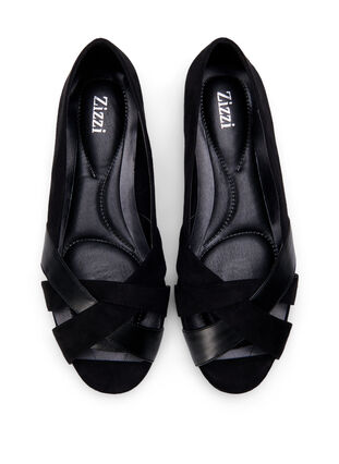 Spitz zulaufende Ballerina-Schuhe mit weiter Passform, Black, Packshot image number 2