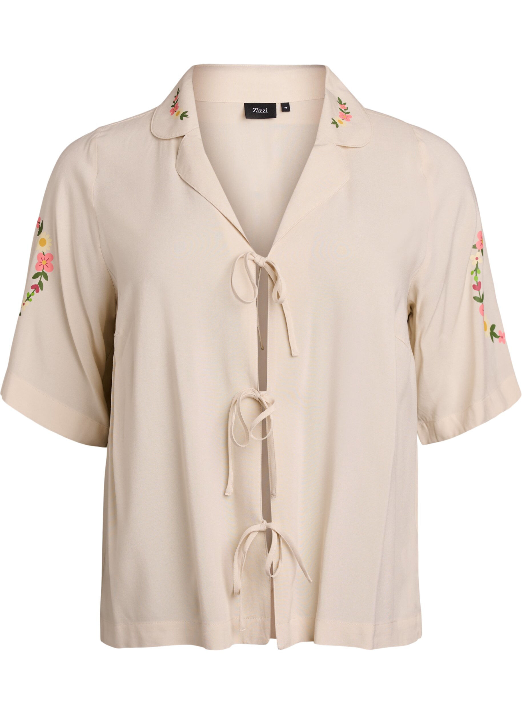 Zizzi Pyjamaoberteil aus Viskose mit Bindeband und Blumenmuster, Beige, Packshot image number 0