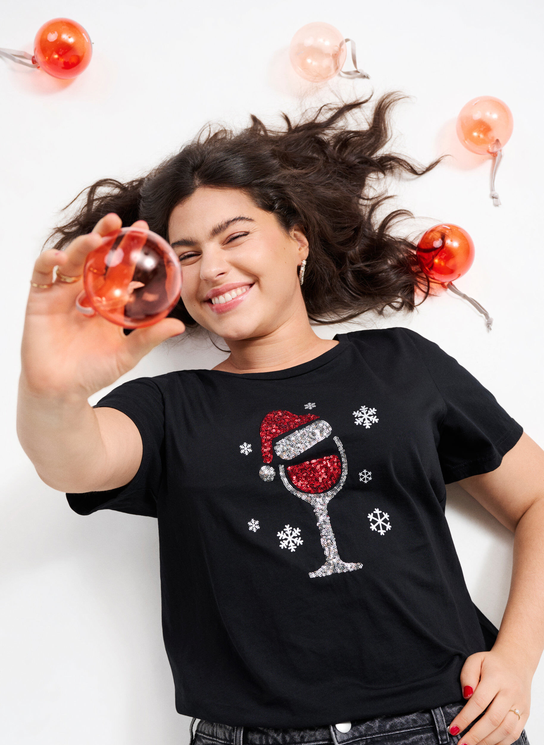 Zizzi Weihnachtliche T-Shirts aus 100% Baumwolle, Black w. Wine, Image image number 0