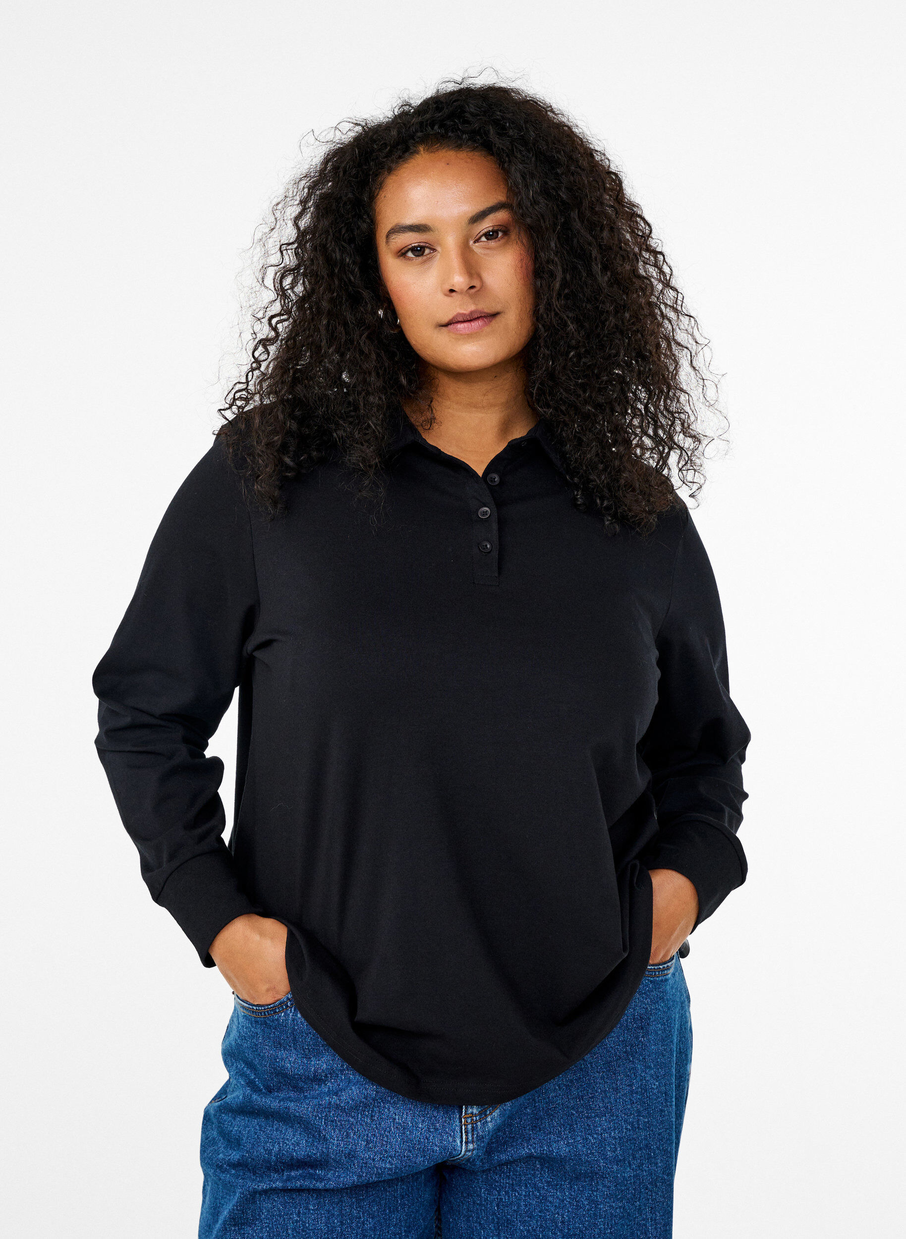 Zizzi Langarm-Poloshirt mit Streifen, Schwarz, Model image number 0