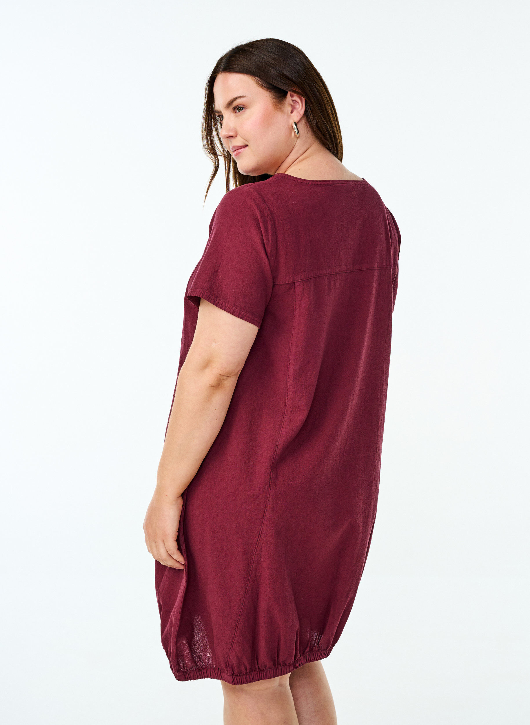 Zizzi Baumwollkleid mit kurzen &Auml;rmeln, Dunkles Bordeaux, Model image number 2
