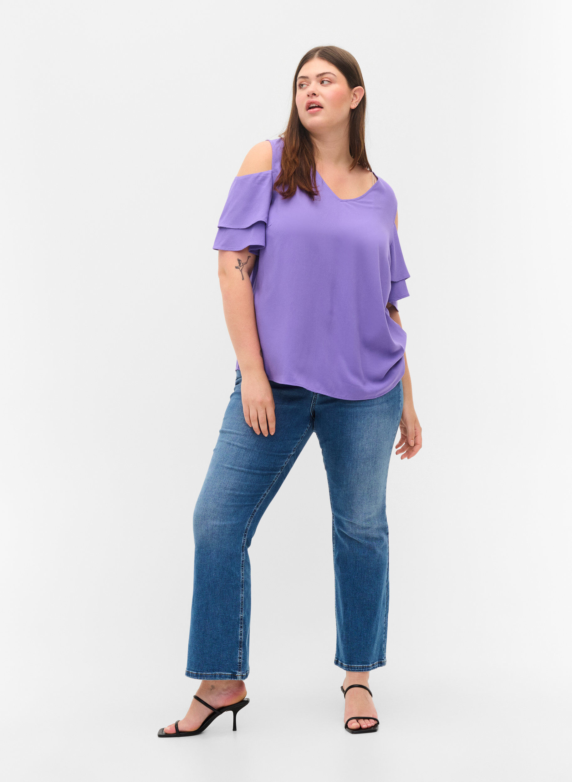 Zizzi Kurz&auml;rmelige Bluse aus Viskose, Passion Flower, Model image number 2