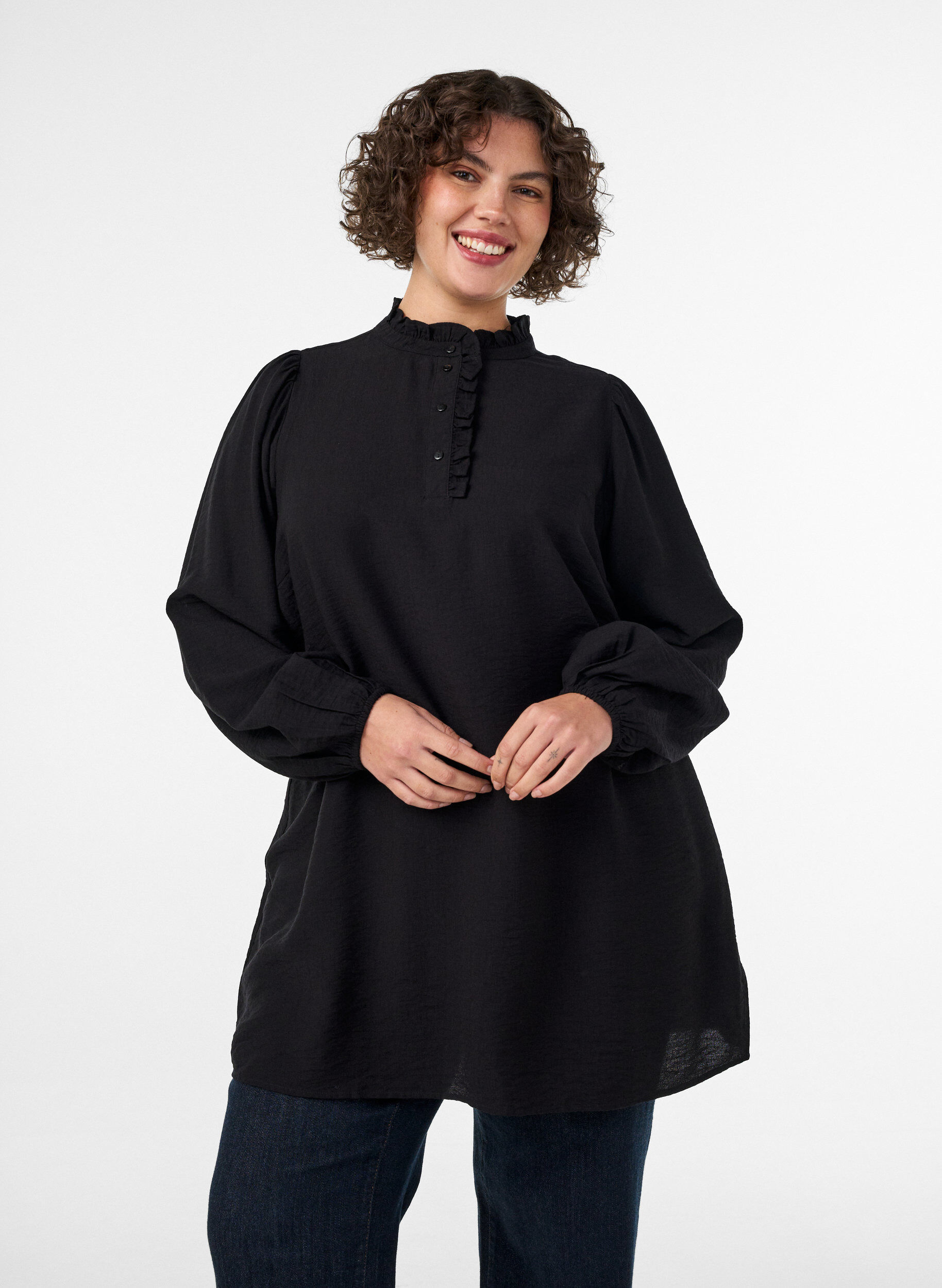 ZizziTunika aus Viskose mit R&uuml;schen und Kn&ouml;pfen, Schwarz, Model image number 0