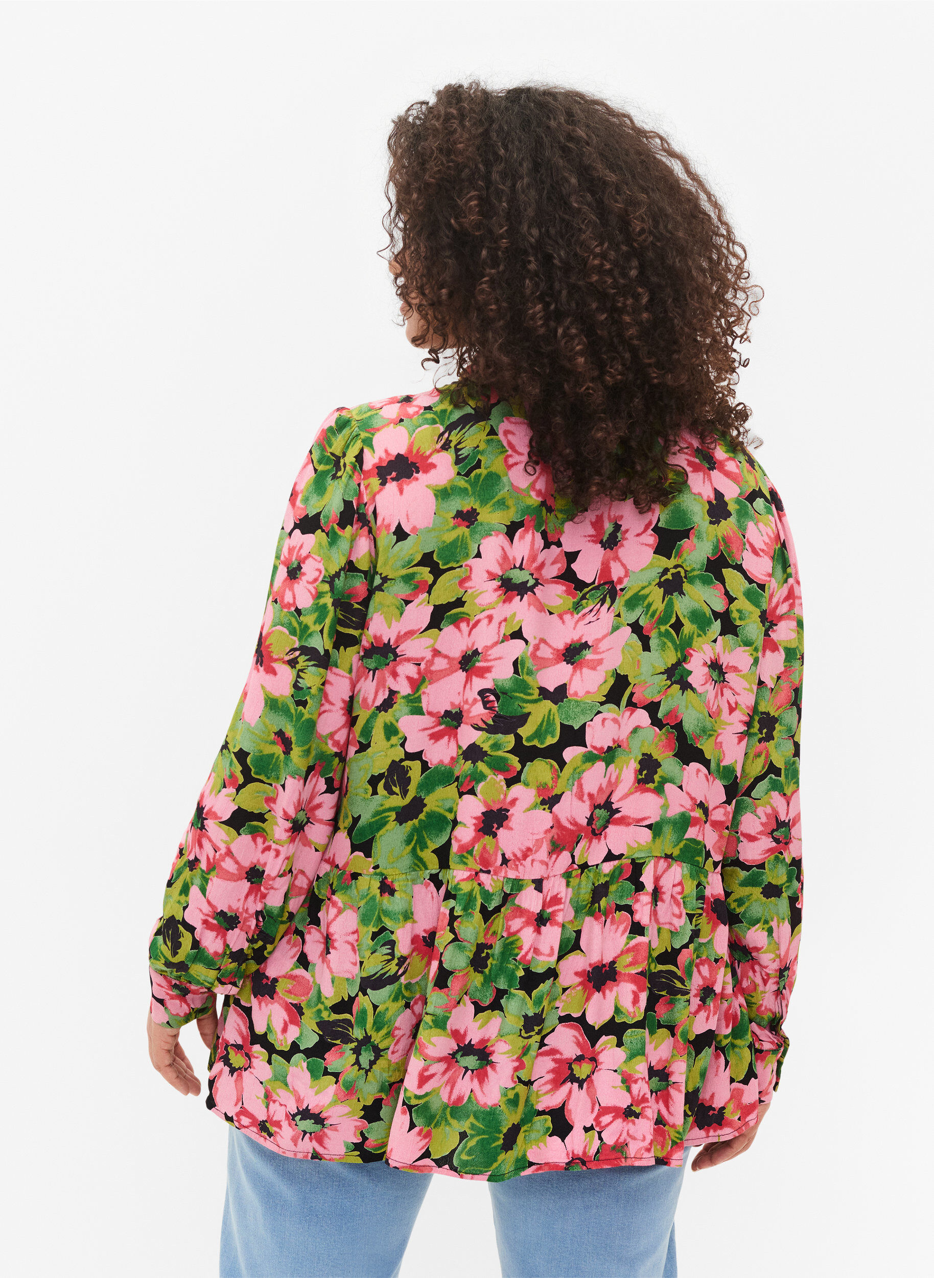 Zizzi Hemd mit Blumenmuster aus Viskose, Pink G. Flower AOP, Model image number 1