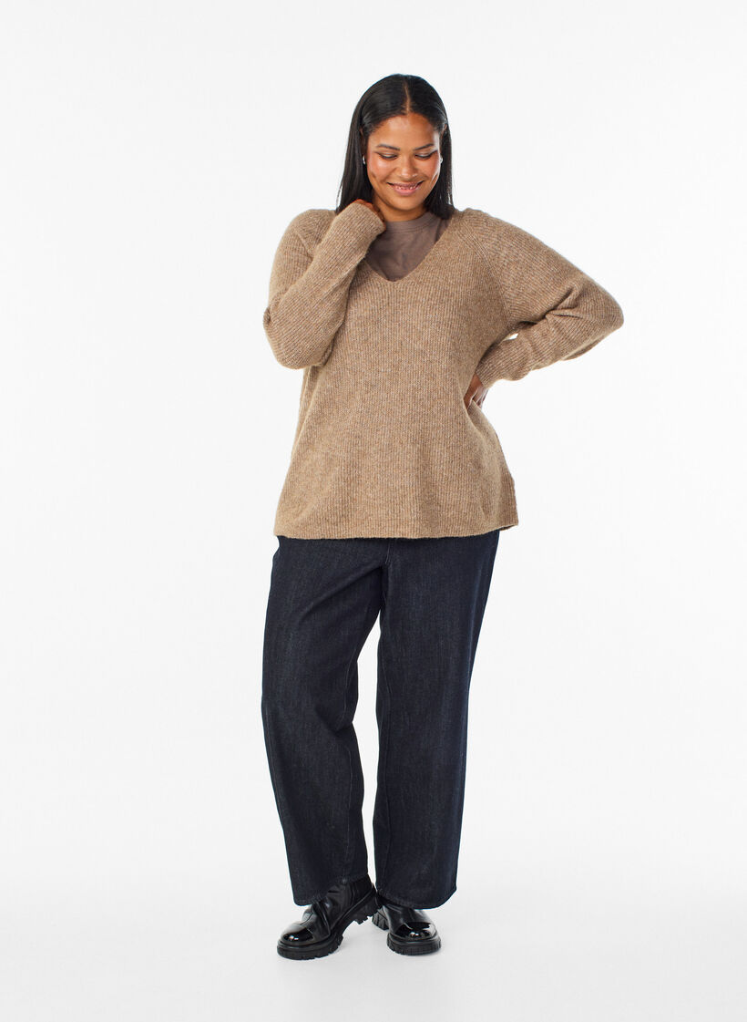 Strickbluse mit V-Ausschnitt und Raglanärmeln, Braun, Model image number 1