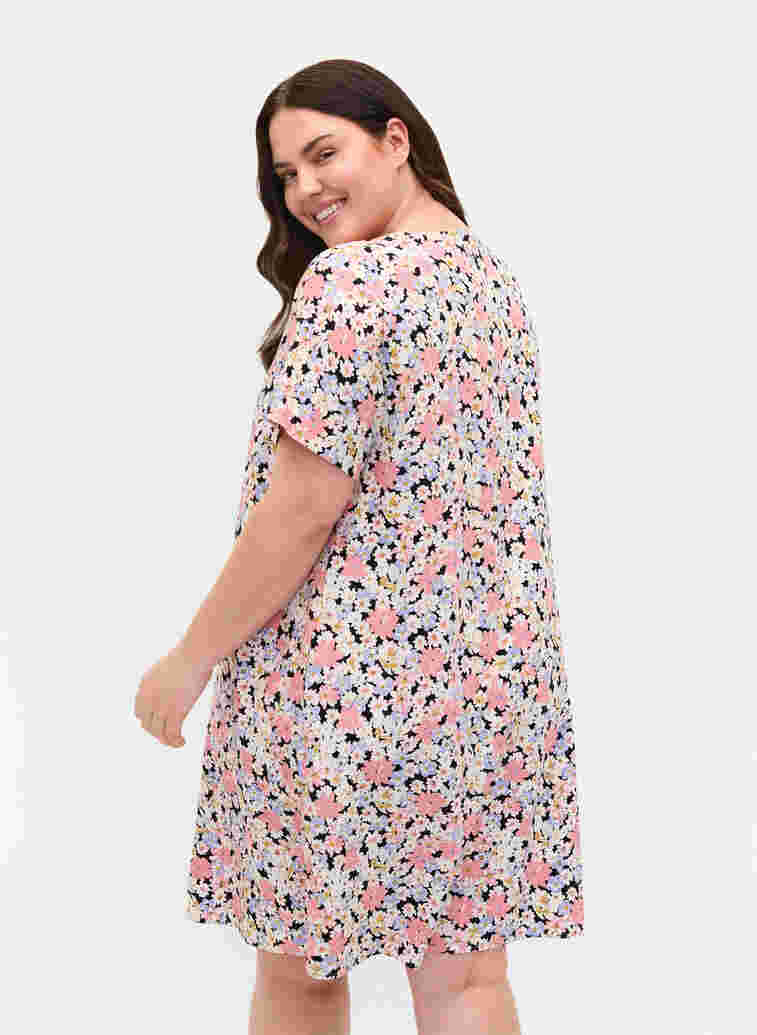 Geblümtes Kurzarm Kleid aus Viskose, Dusty Flower Mix, Model image number 1
