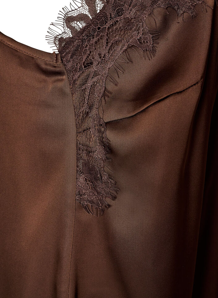 Kleid aus Satin mit Spitze und asymmetrischem Saum, Braun, Packshot image number 3