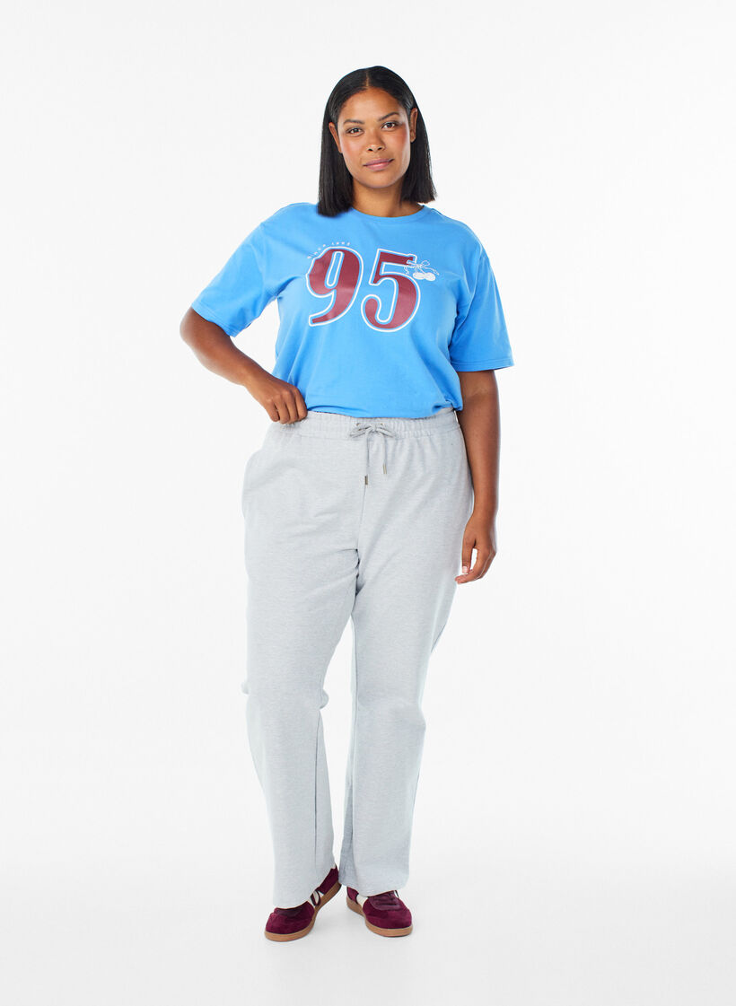 Sportliches T-Shirt aus Bio-Baumwolle, Blau, Model image number 1