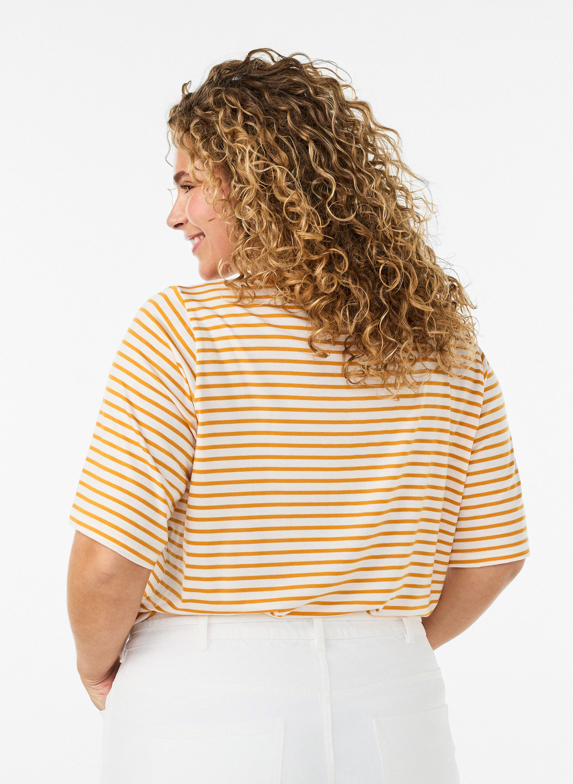 ZizziGestreiftes T-Shirt aus TENCEL&trade; Lyocell, Gelb, Model image number 2