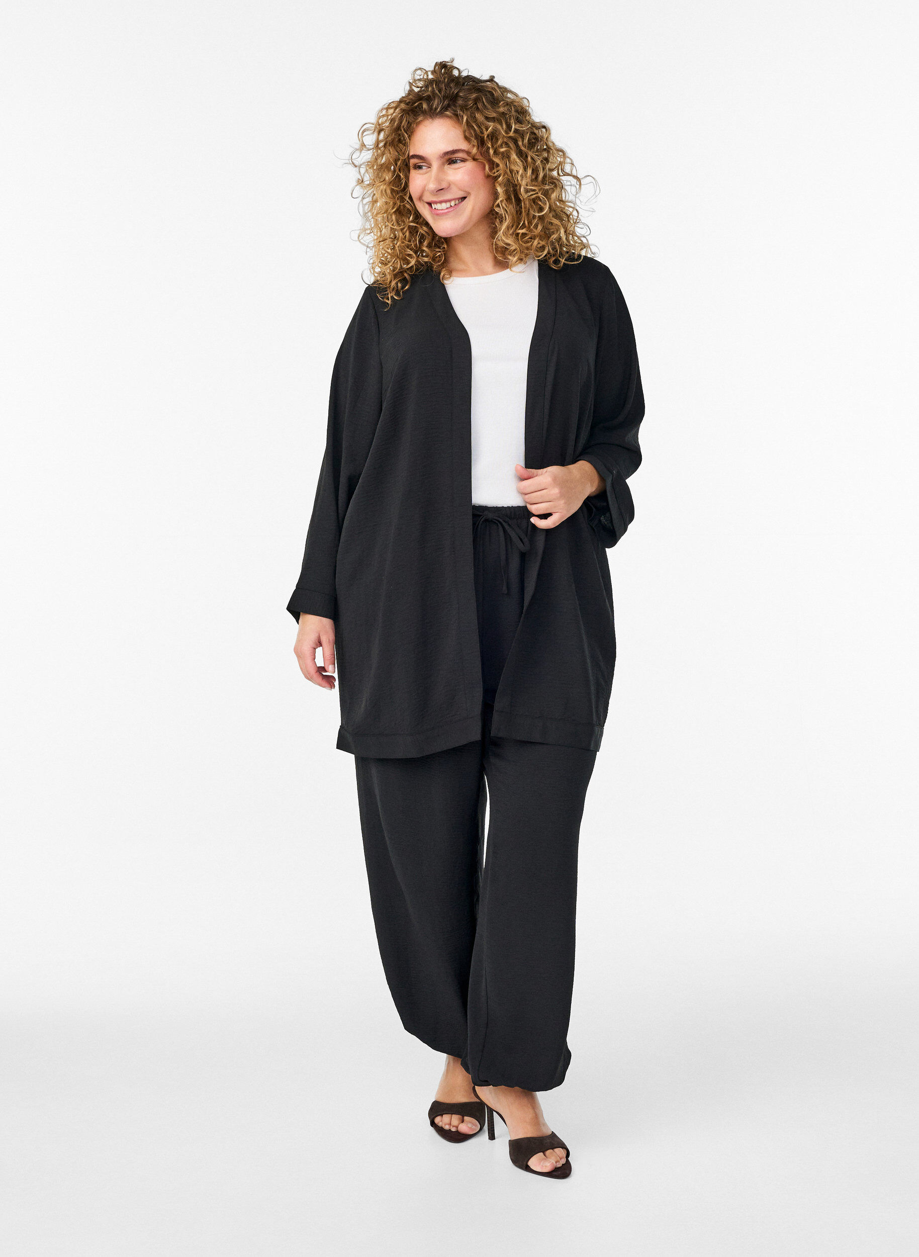 ZizziHoch taillierte Ballonhose, Schwarz, Model image number 0