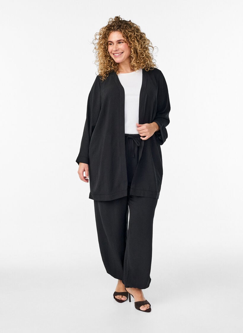 Hoch taillierte Ballonhose, Schwarz, Model image number 0